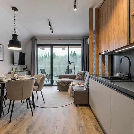 Bania Black Mountain Ii Basen & Apartman *