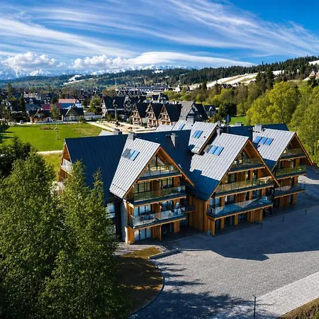 Bania Black Mountain Ii Basen & Apartman *